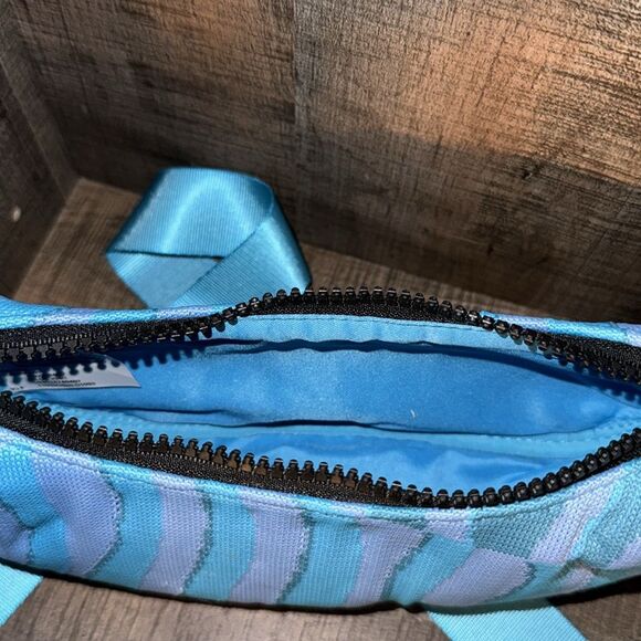 NWT HOBO bag‎ purse- - Picture 5 of 5